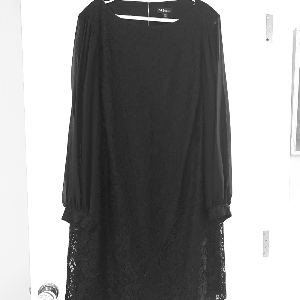 Black Lace Formal Dress